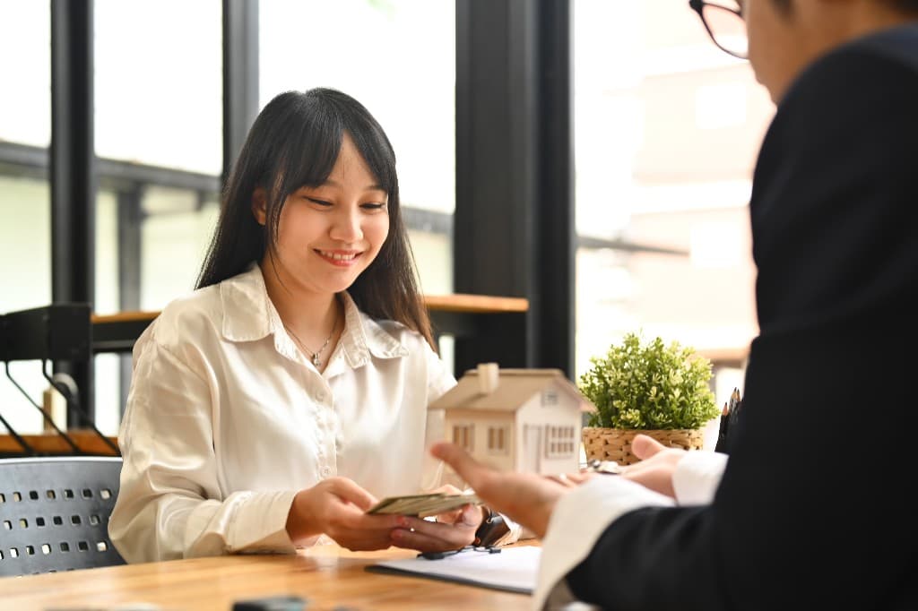Planning a home purchase with a consultant